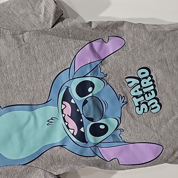Disney Stitch tee shirt - Picture 2 of 4